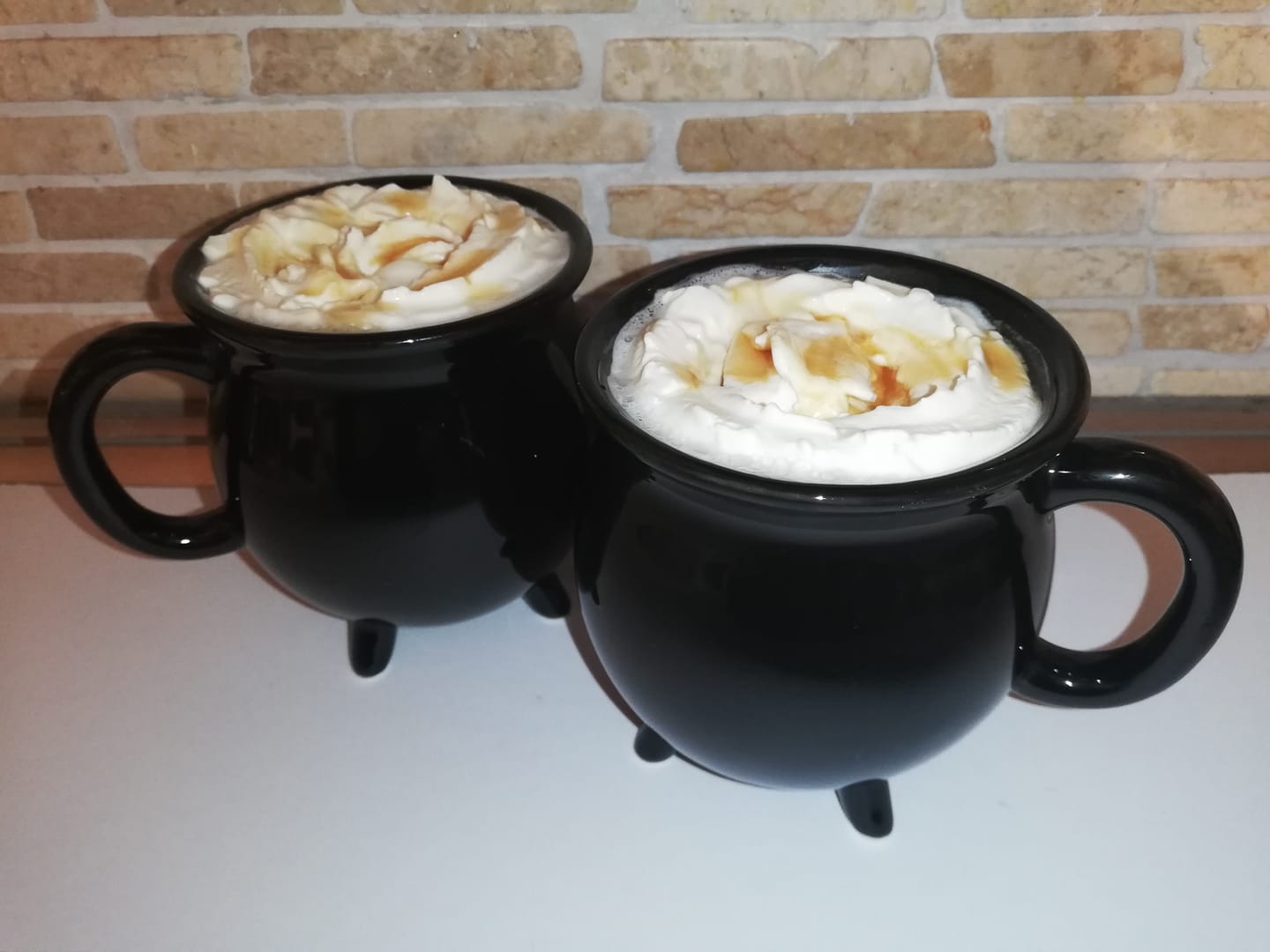 Customer photo review of Schwarze Kessel Tasse