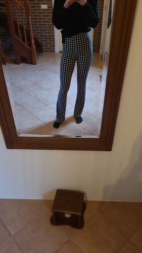 Customer photo review of Comfy & Stretchy Flared Pied De Poule