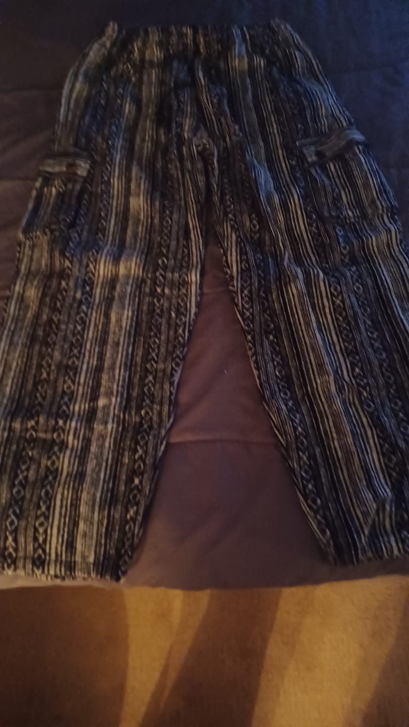 Customer photo review of Woven Cotton Cargo Pants