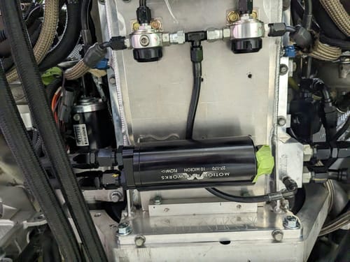 Customer photo review of Motion Raceworks Dual 10ORB Outlet Post Fuel Filter w/ Mount (10 Micron) 27-170