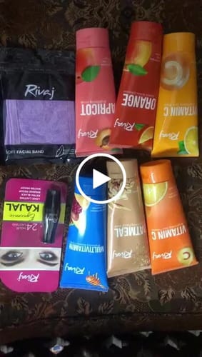 Customer video review of FACIAL KIT