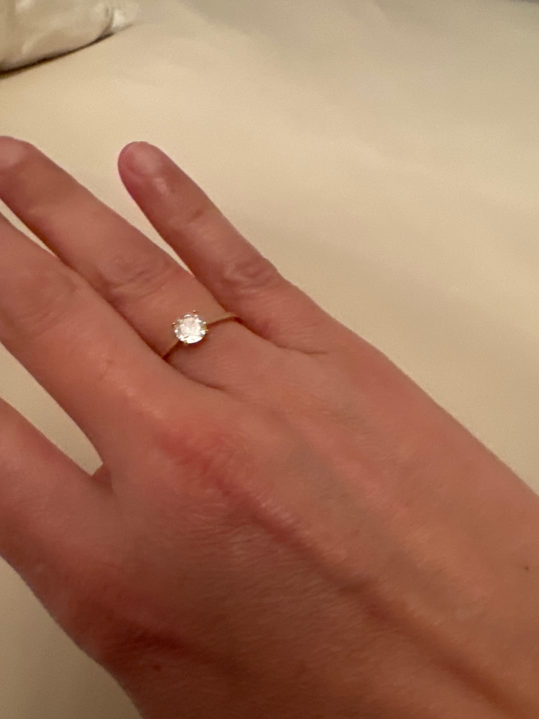 Customer photo review of Anillo Circonita Oval