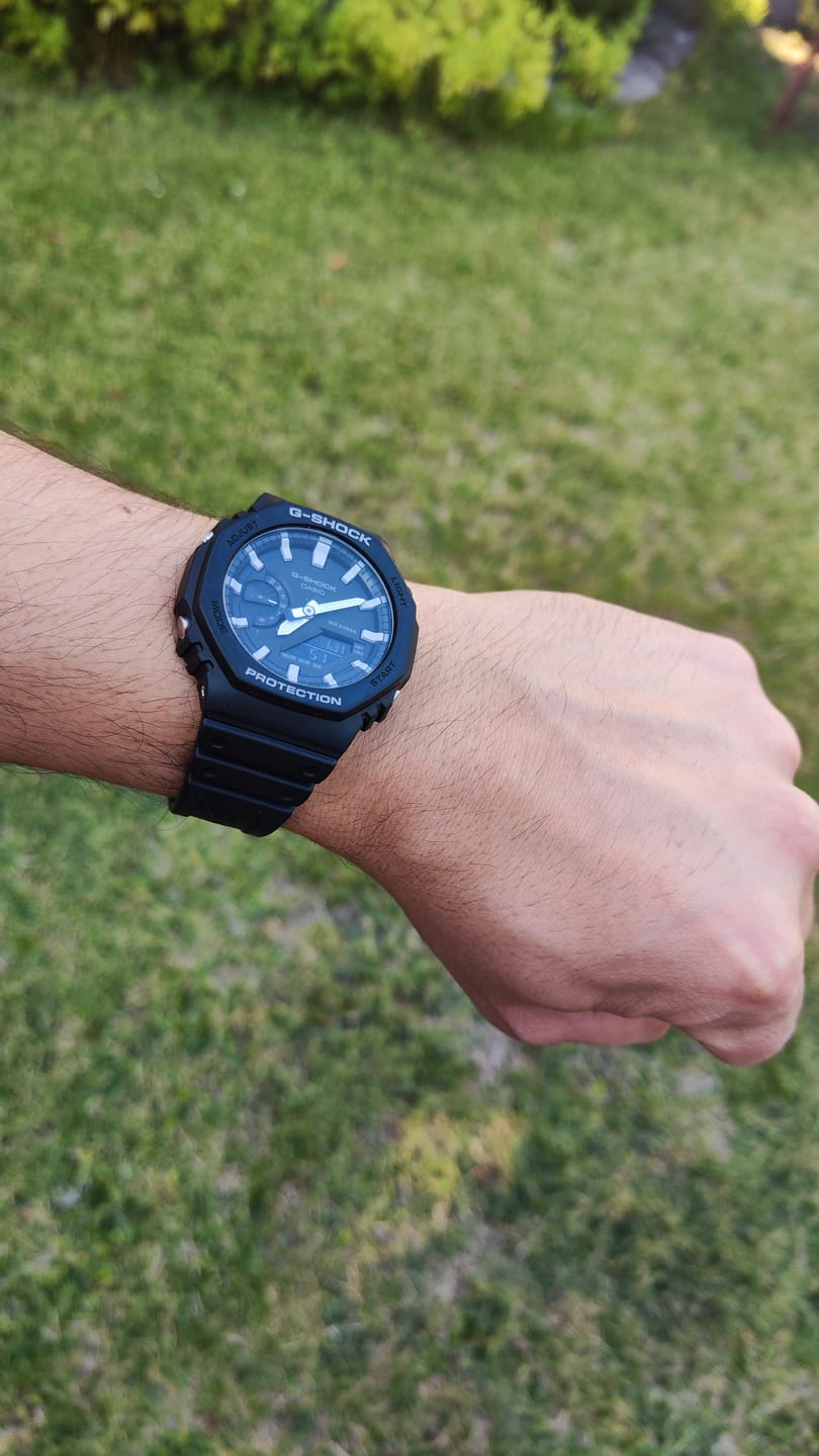 Customer photo review of Reloj Casio G-Shock Royal Oak "Casioak" GA-2100-1ADR Carbon Core Negro