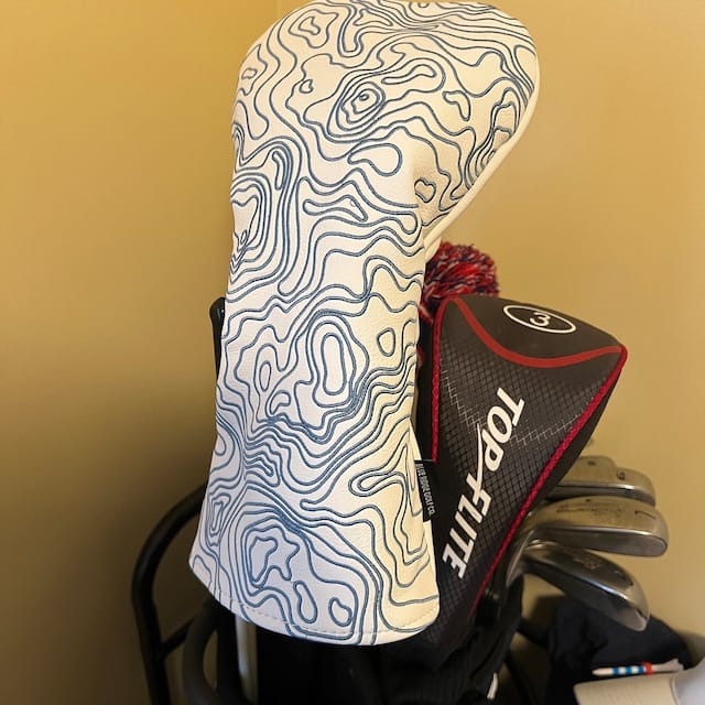 Customer photo review of Topographic Edition Headcover - Pure White / Embroidered Carolina Blue