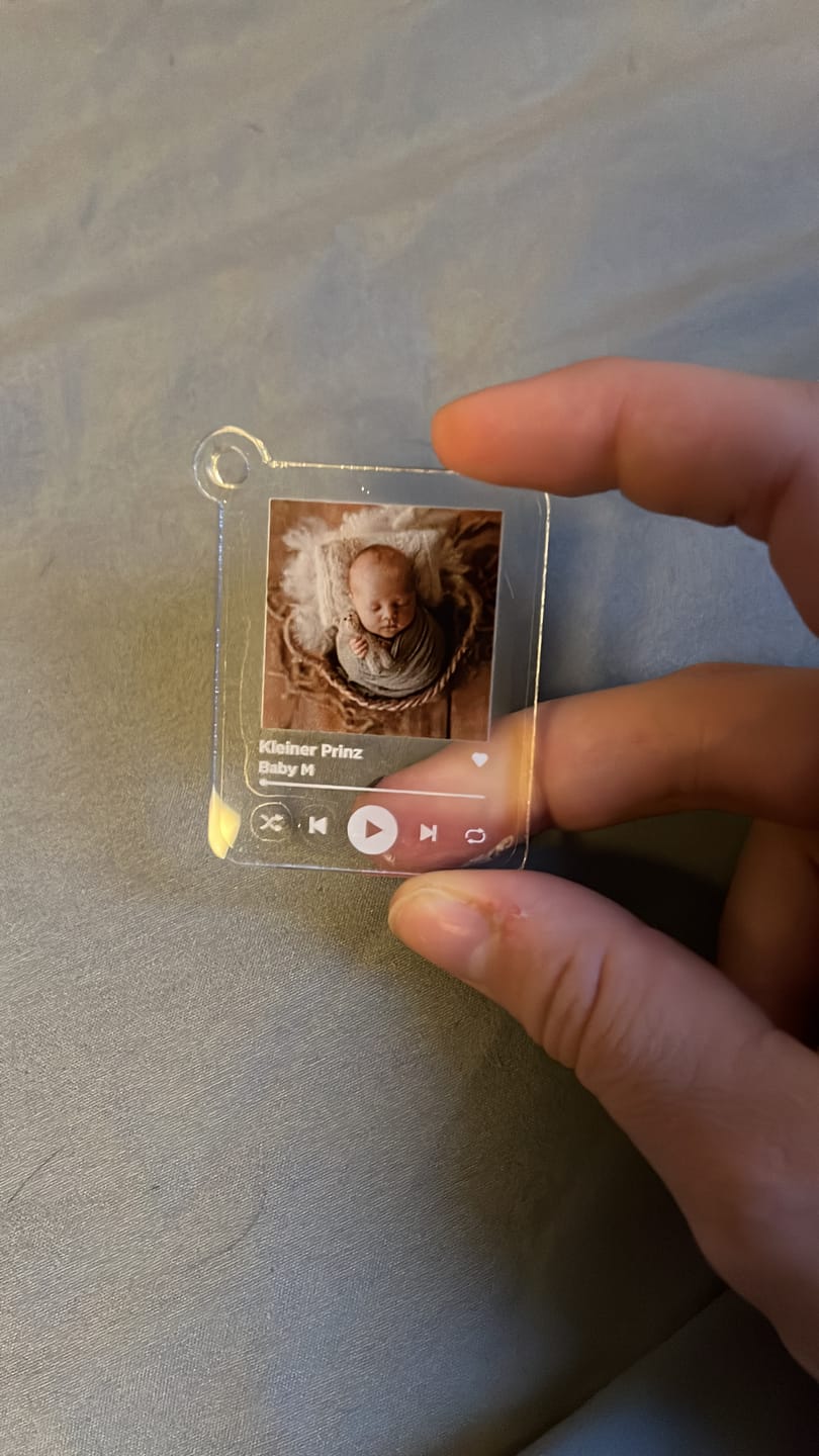 Customer photo review of MusicPrinted Song Schlüsselanhänger mit Foto