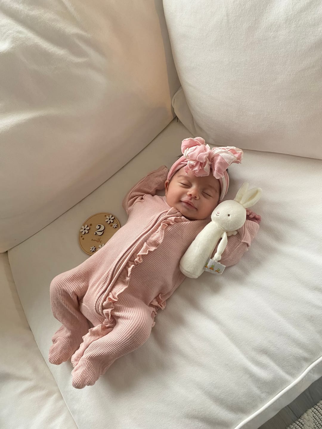 Customer photo review of Ruffled Headband- Champagne