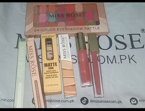 Customer photo review of MISS ROSE Full Coverage Matte Foundation