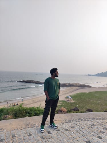 Customer photo review of ASH Black Green