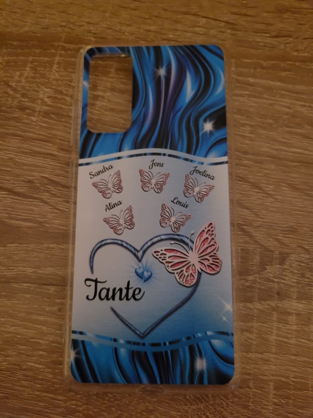 Customer photo review of Schmetterlingszauber - Personalisierte Handyhülle
