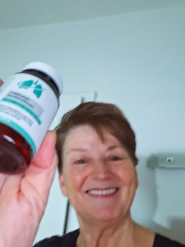 Customer photo review of VitalungExtra | Mit Cordyceps aus der TCM | Für eine starke Lunge & mehr Leistungsfähigkeit