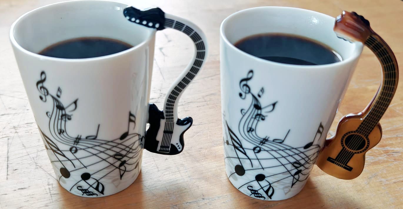 Customer photo review of Originelle Tasse – Gitarre
