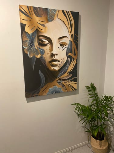 Customer photo review of Faces of Unity: Azura, by Bella Eve