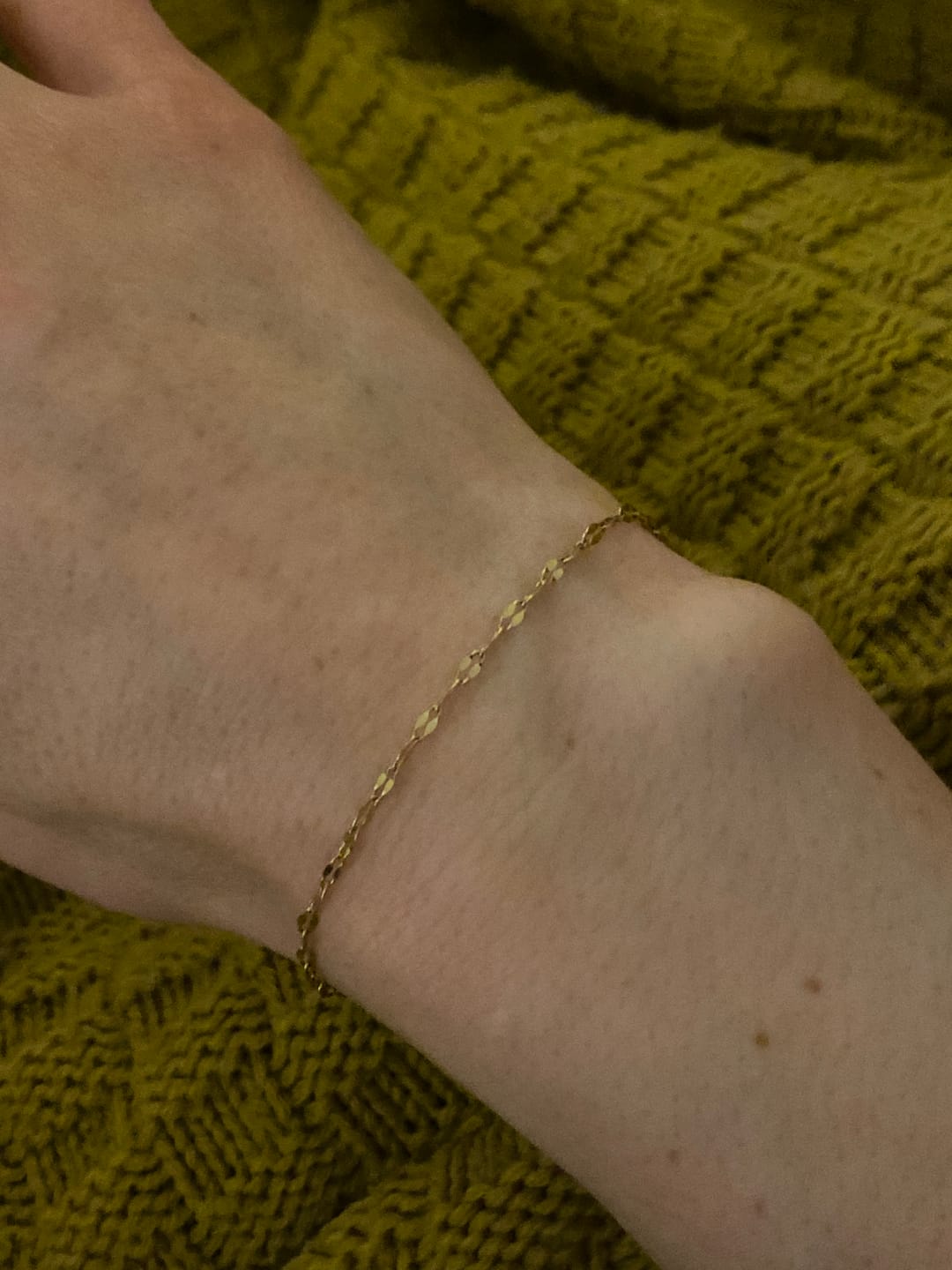Customer photo review of Single Dainty Bracelet