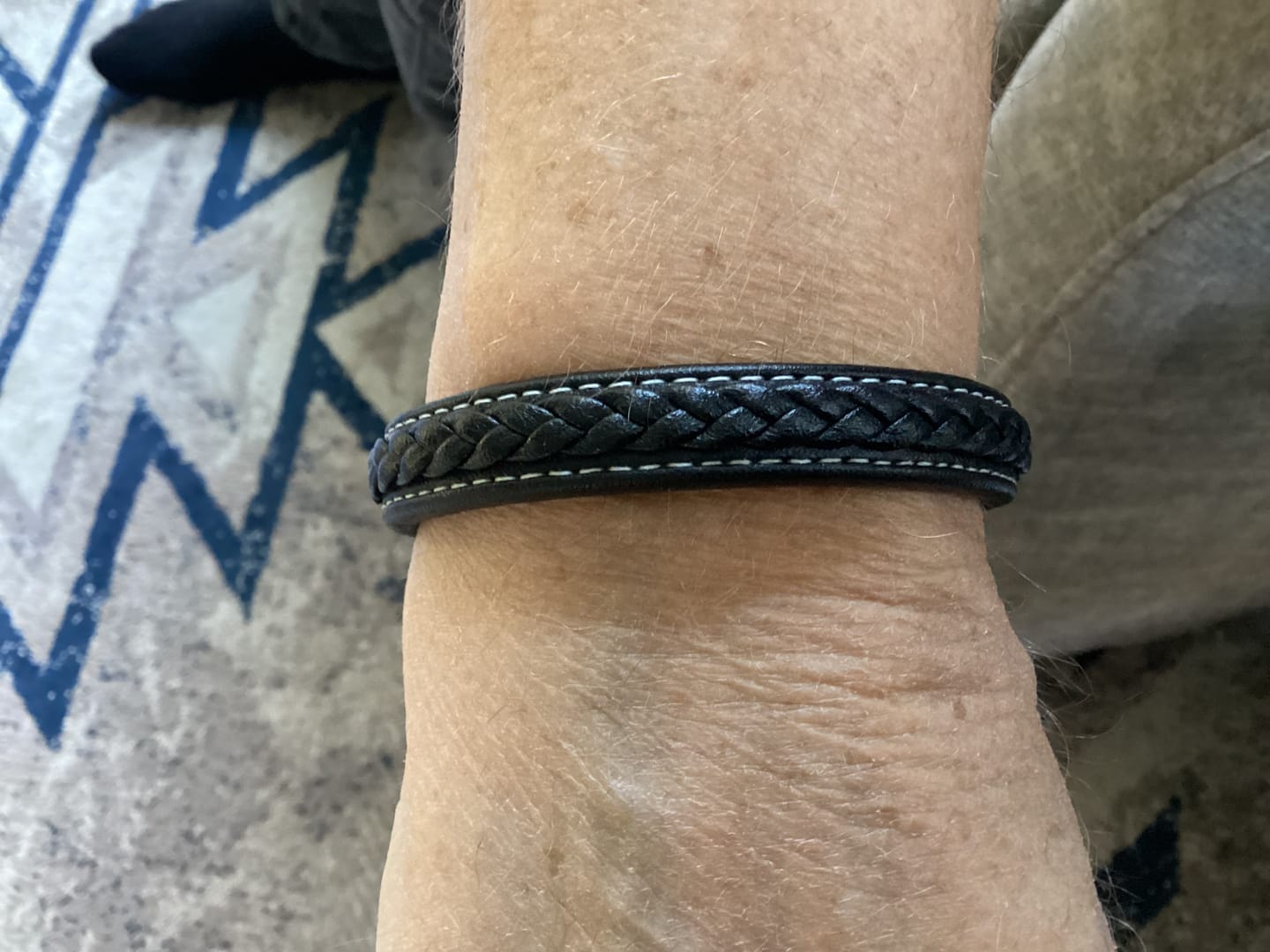 Customer photo review of Men's clasimo bracelet