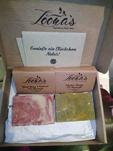 Customer photo review of 15% Ylang Ylang & Patchouli Haarseife (Beruhigend & Tiefenpflegend)