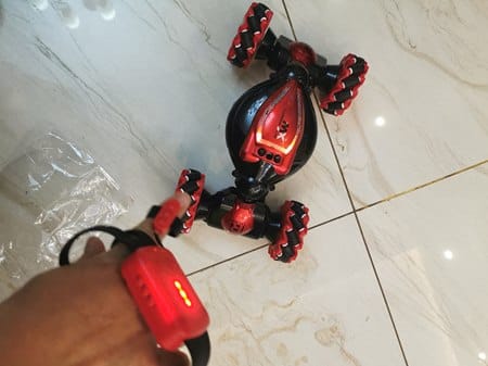 Customer photo review of Gesture Sensing RC Stunt Car