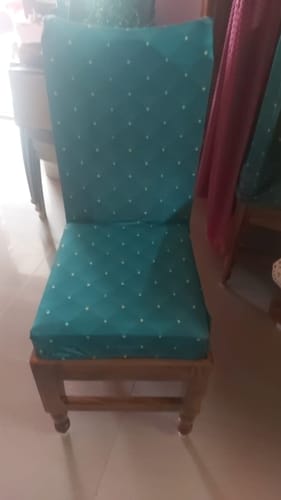 Customer photo review of DivineTrendz Exclusive - Luxurious Capitone Chair Covers