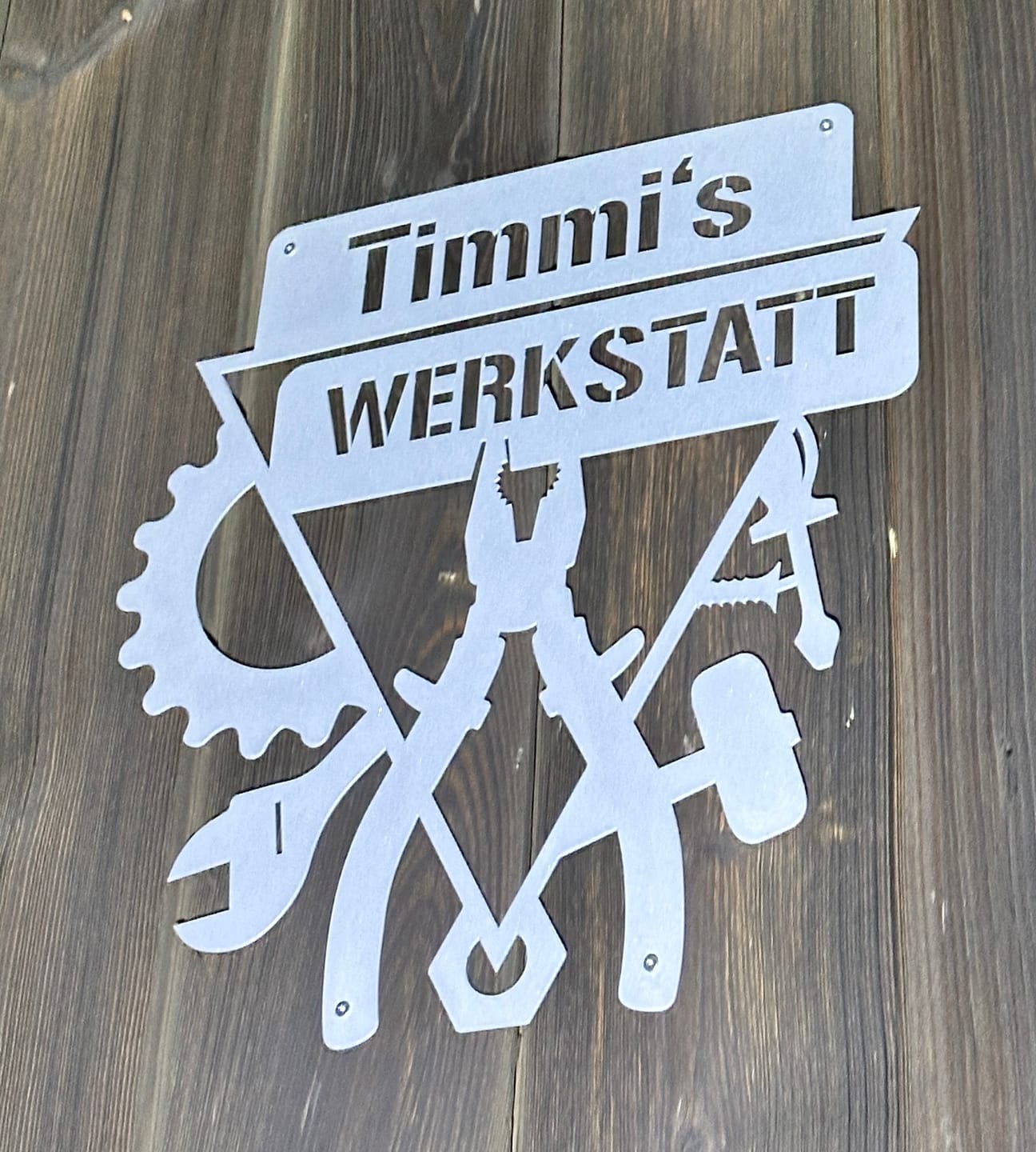 Customer photo review of Werkstattschild - Dreieck aus edlem Stahl (personalisierbar)