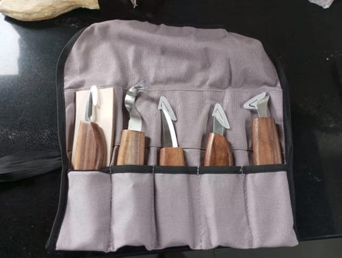 Customer photo review of Wood Carving Tools, 8 in 1 Wood Carving Kit with Carving Hook Knife