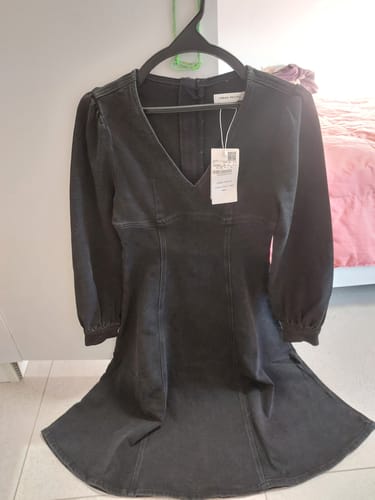 Customer photo review of V Neck Puff Sleeve A-line Dress