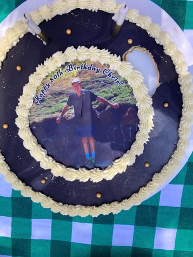 Customer photo review of 15 cm Round Custom Edible Icing Image