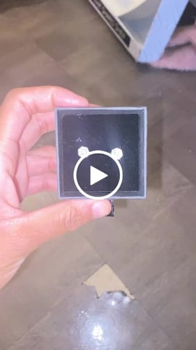 Customer video review of 0.42 CTW Classic Cluster Moissanite Stud Earrings