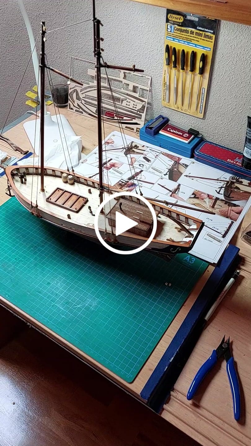 Customer video review of Maqueta Barco Polaris