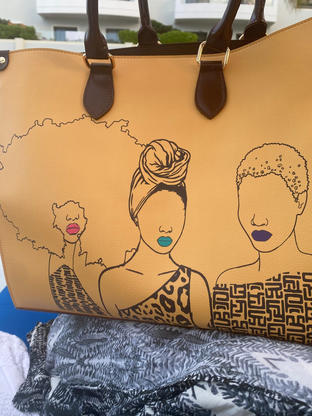 Customer photo review of Mahogany Tote Bag