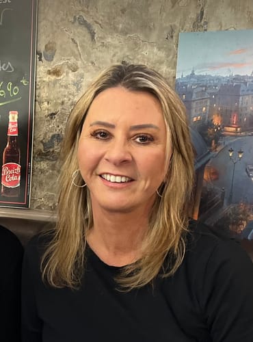 Customer photo review of Invisible Wire Human Hair Extension - Hot Toffee