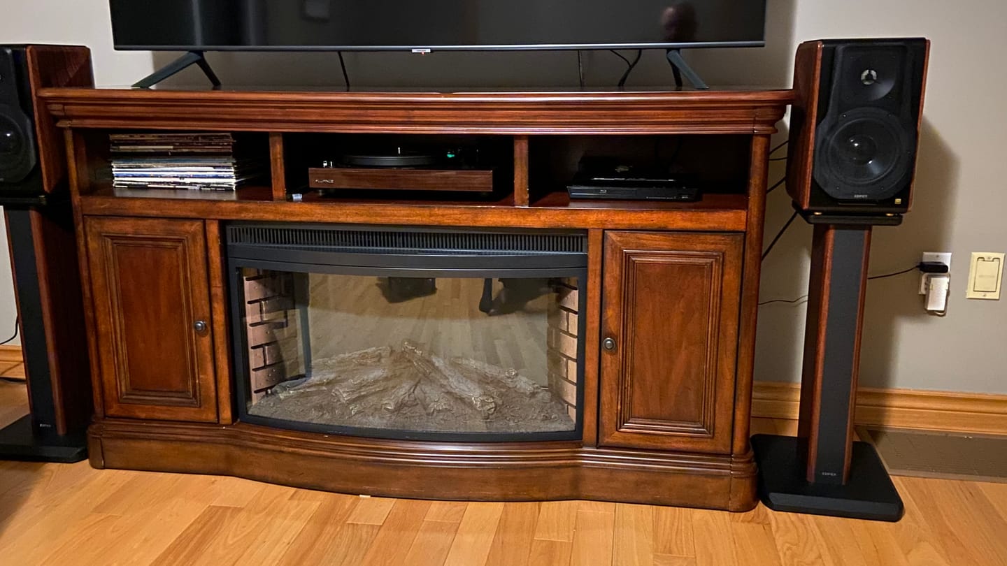 Customer photo review of S3000PRO Active 2.0 Wireless Monitor Speakers