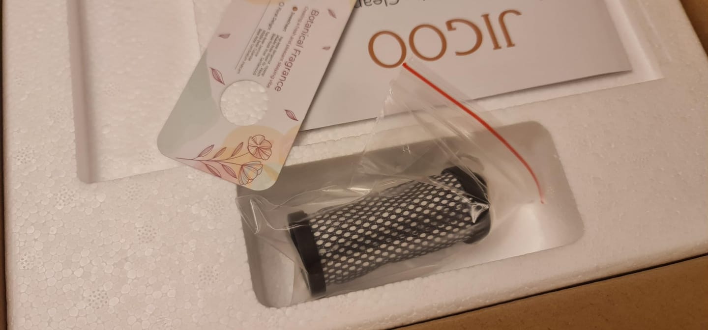 Customer photo review of T600 Mattress Vacuum Cleaner
