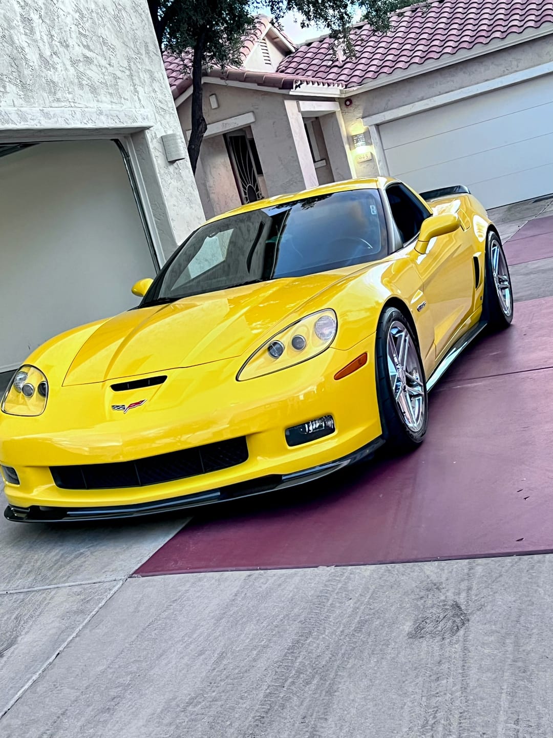Customer photo review of Corvette C6 Grand Sport / Z06 Front Splitter Lip & Side Skirts Rocker Panels