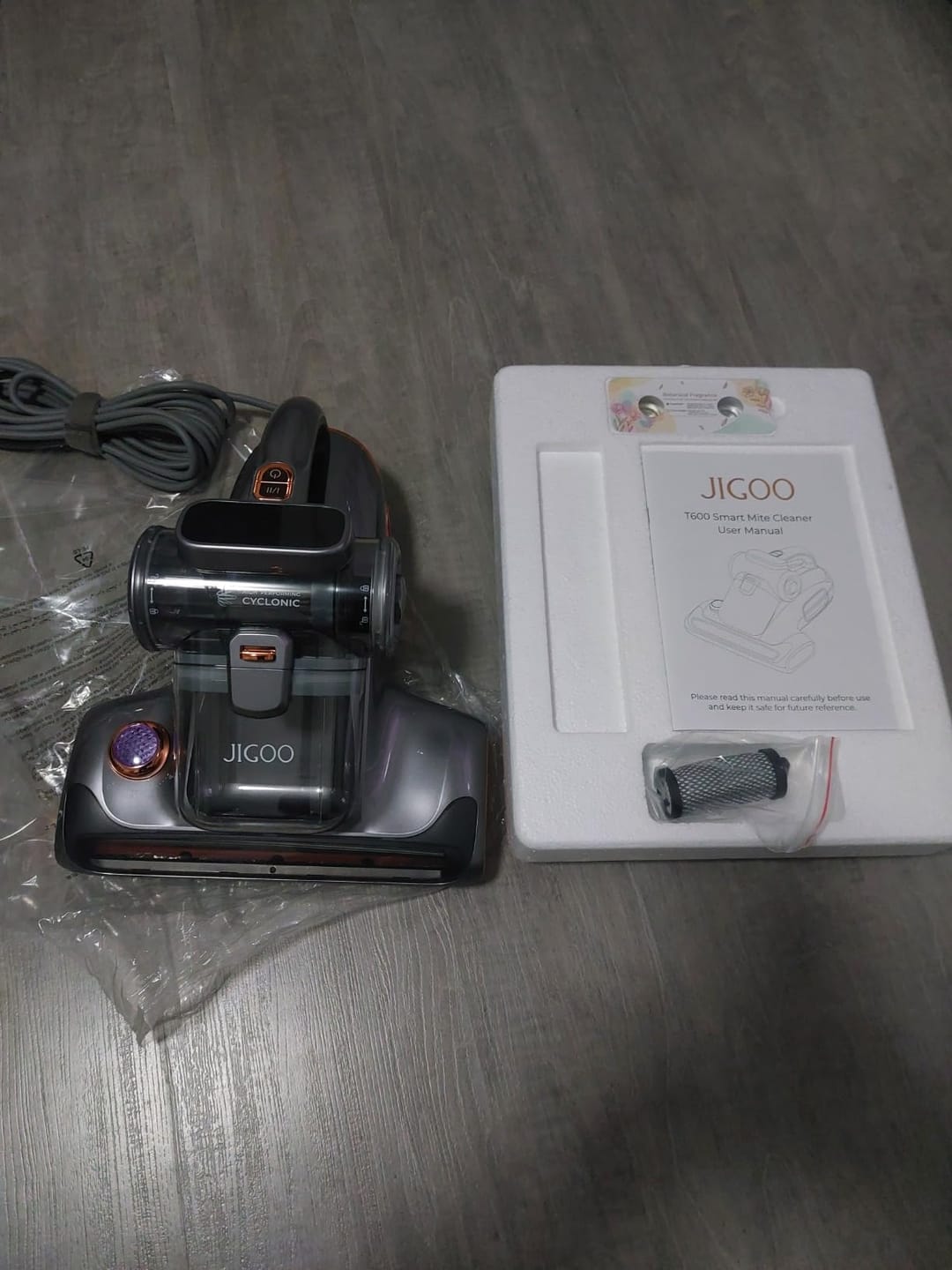 Customer photo review of T600 Mattress Vacuum Cleaner