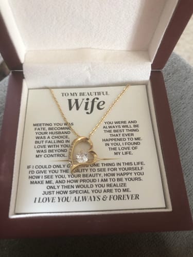 Customer photo review of To My Beautiful Wife - Forever Love Necklace Gift Set - SS323