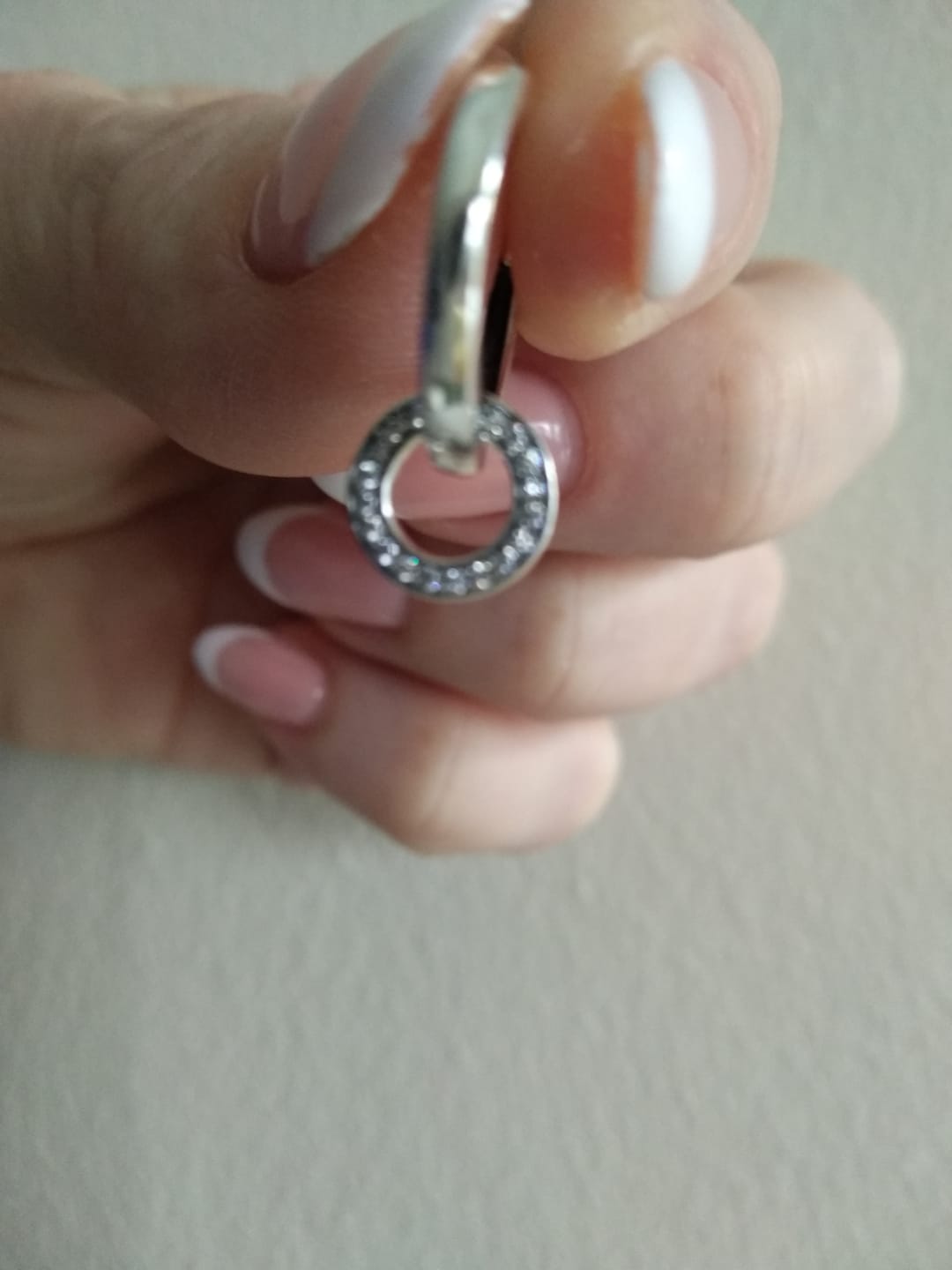 Customer photo review of Pendientes Aros Enlazados