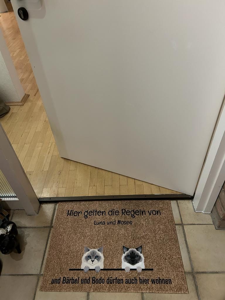 Customer photo review of Alle meine Fellnasen - Individuelle Fußmatte