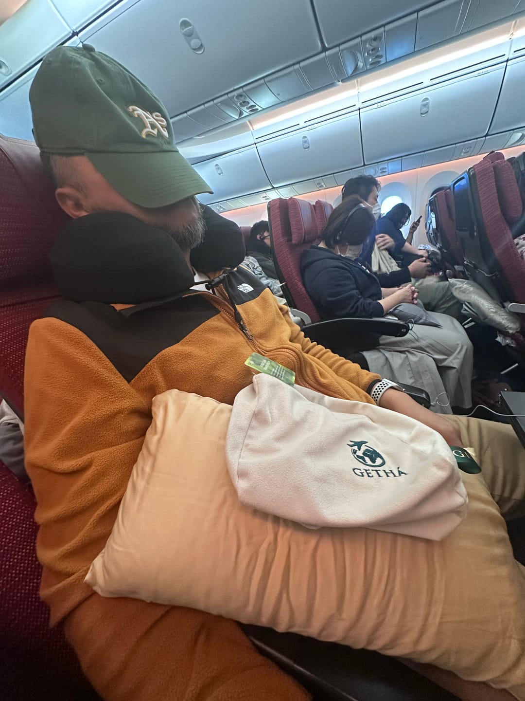 Customer photo review of Smart Neck Latex Pillow - Large