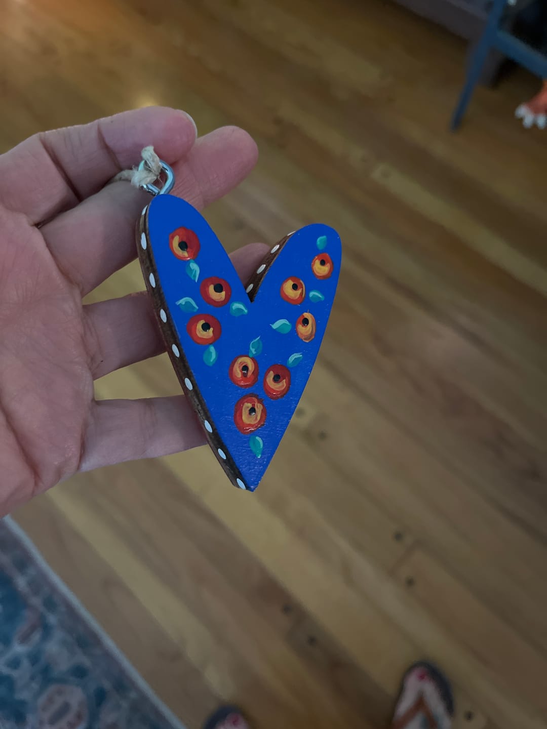 Customer photo review of Unfinished Wood Primitive Heart Shape - Craft - up to 36" DIY