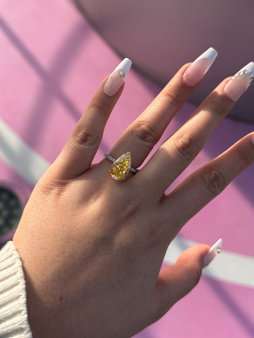 Customer photo review of Louily Gorgeous Two-tone Pear Cut Yellow Sapphire Engagement Ring