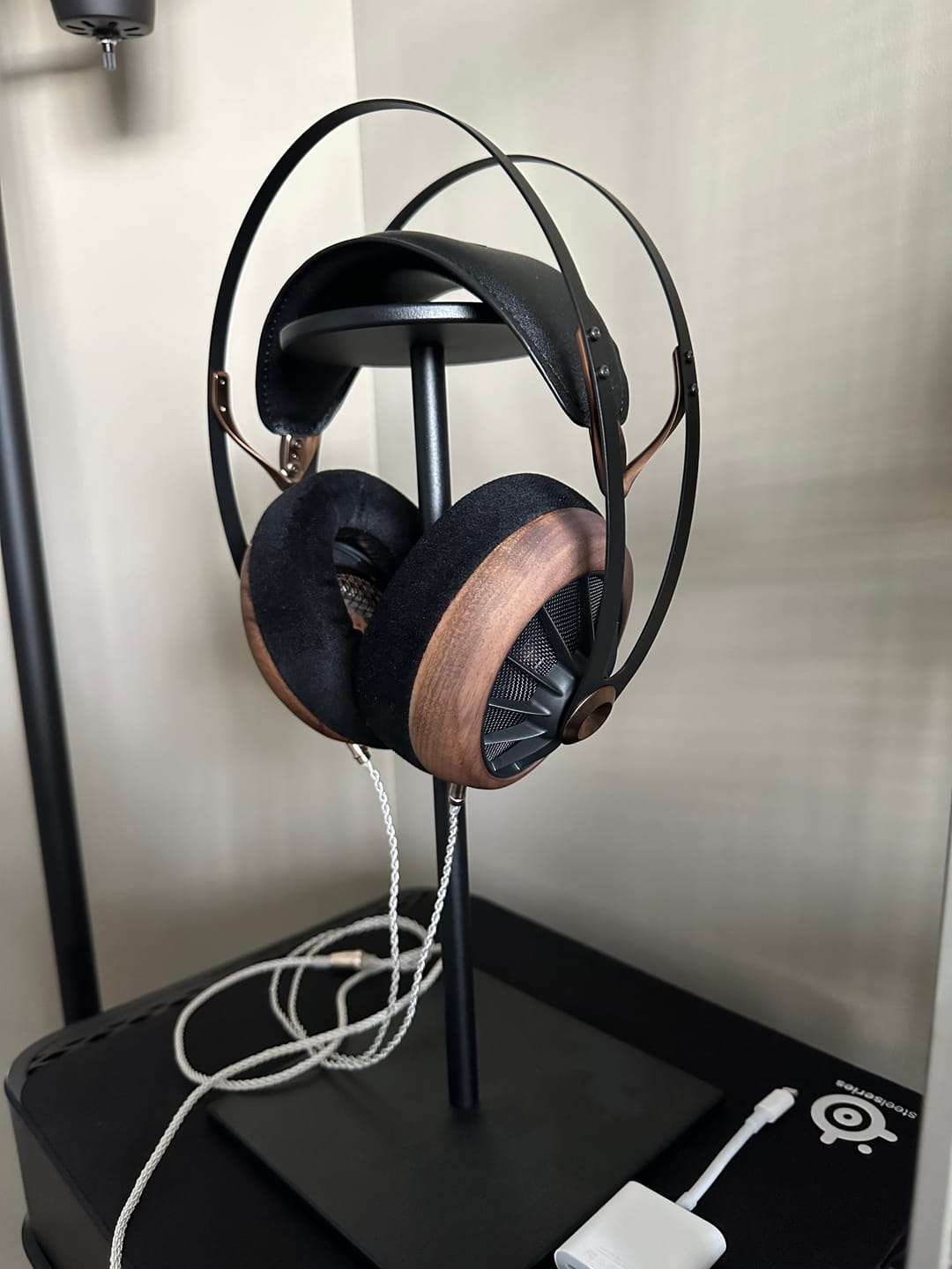 Customer photo review of Meze Audio 109 PRO Headphones