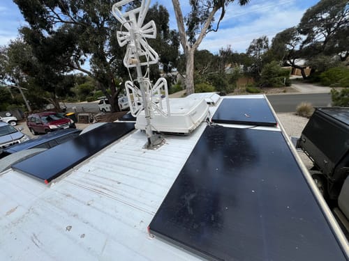 Customer photo review of 150W Hard Frame Solar Panel 22V