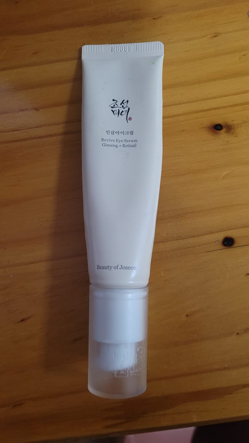 Customer photo review of REVIVE EYE SERUM : GINSENG + RETINAL 30ml