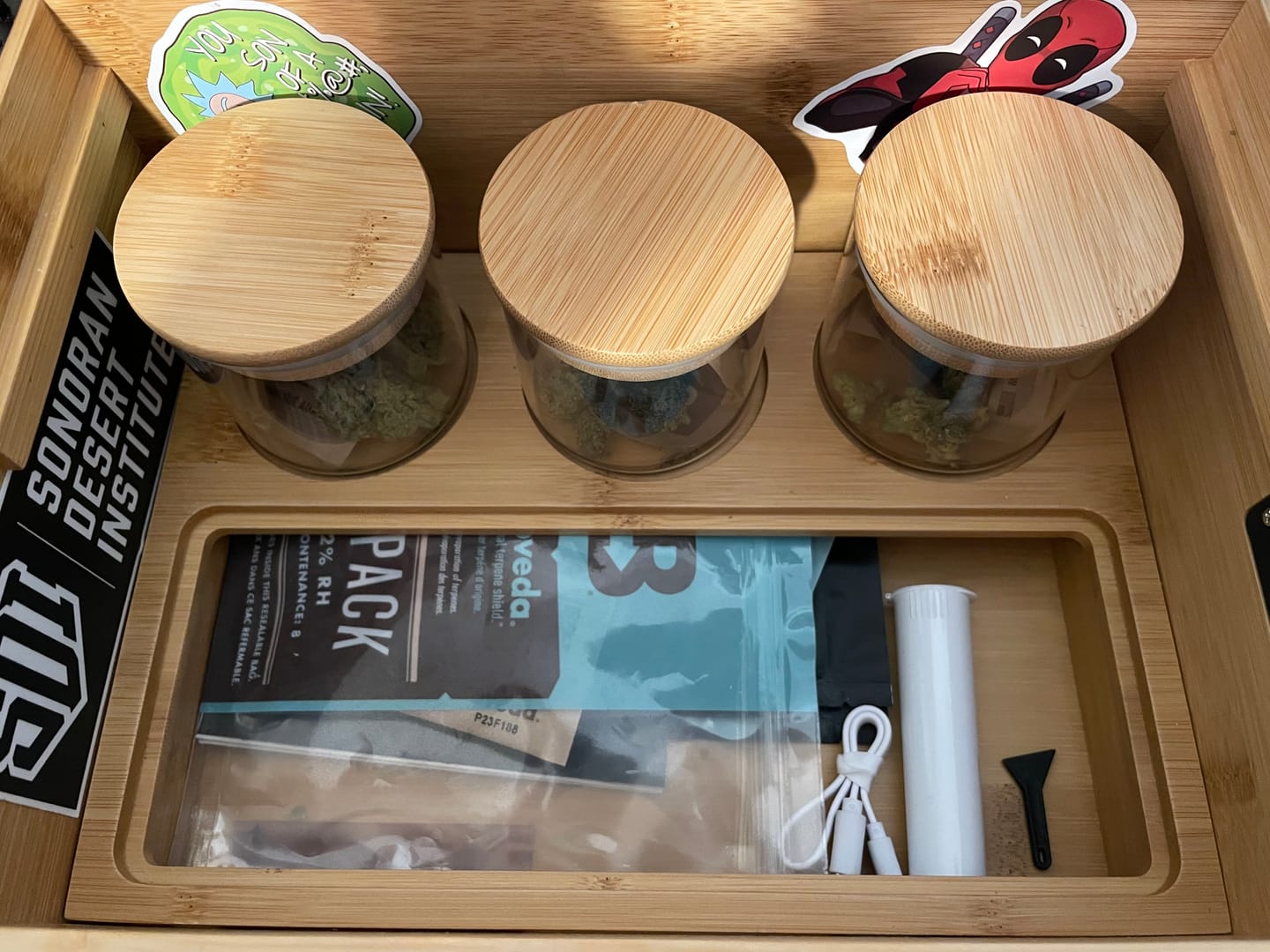 Customer photo review of DISCOVERY 2.0 Storage Stash Box with Fingerprint Lock
