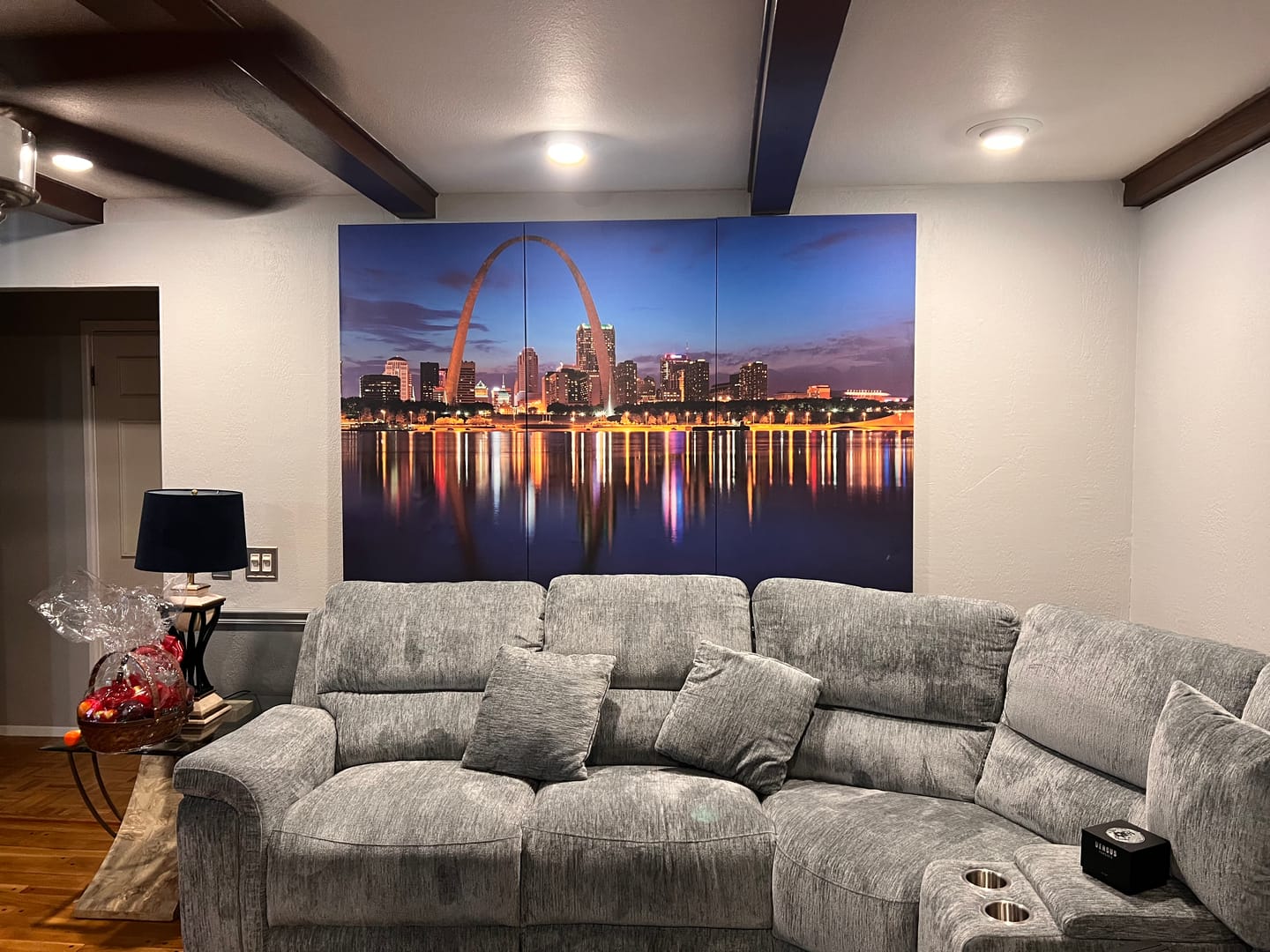 Customer photo review of City of St. Louis skyline, Gateway Arch at twilight №2024 Ready to Hang Canvas Print
