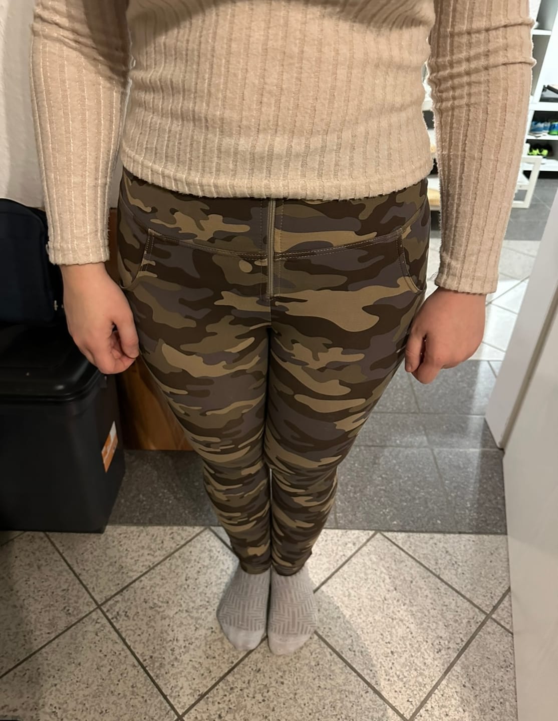 Customer photo review of MW+ Zipper Camo