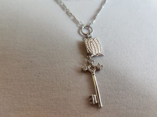 Customer photo review of AOT Freedom Necklace