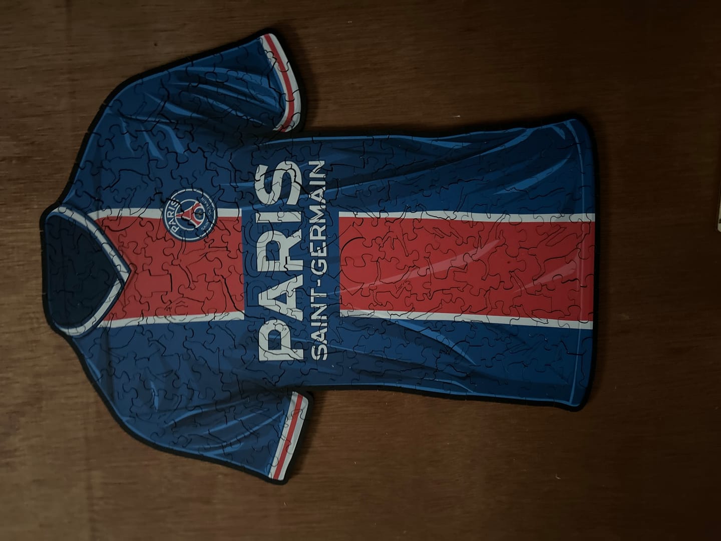 Customer photo review of Maillot PSG® - Puzzle Officiel en Bois