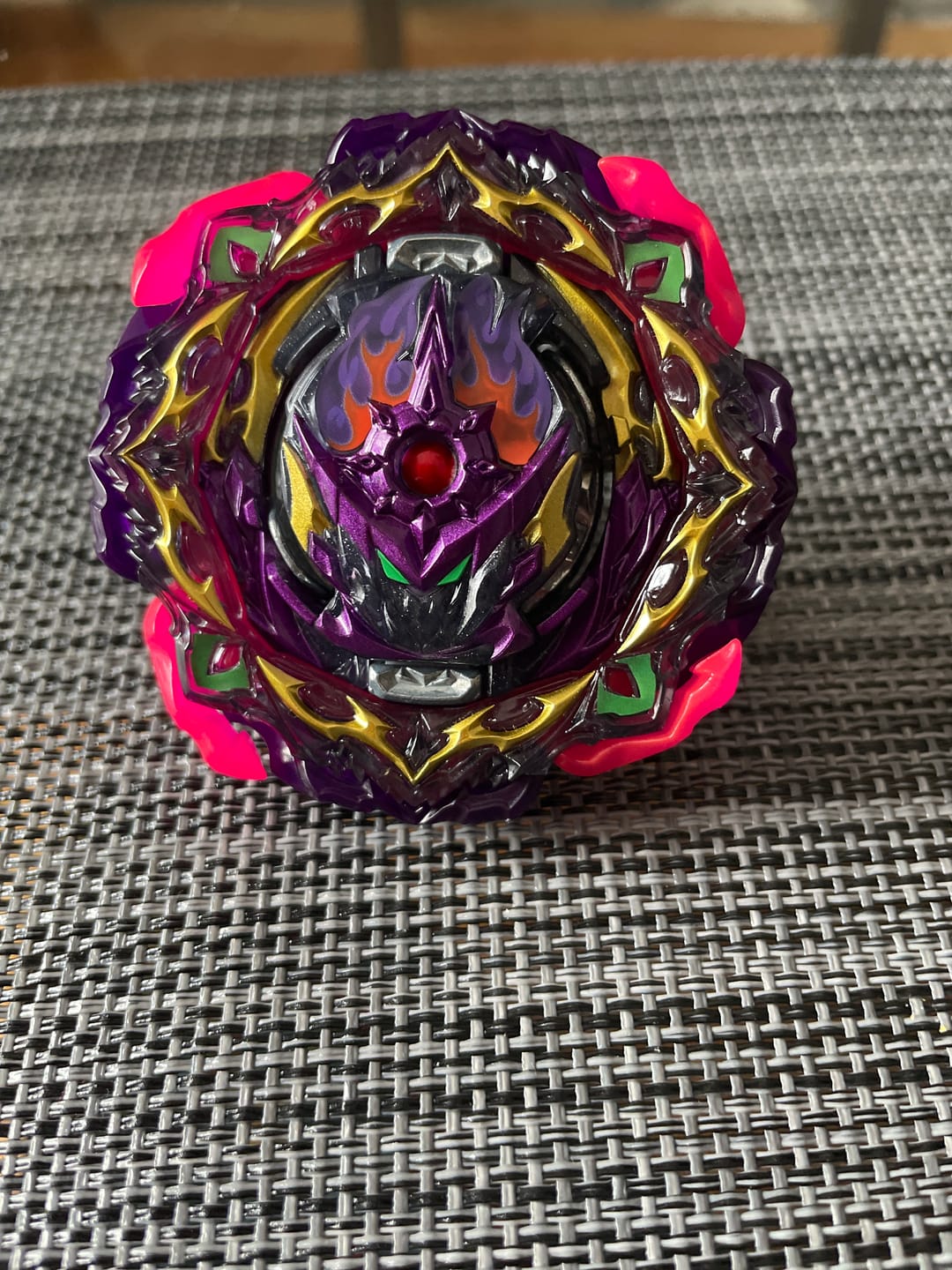 Customer photo review of Takara Tomy Beyblade B-206 Barricade Lucifer illegal Bearing Mobius-10