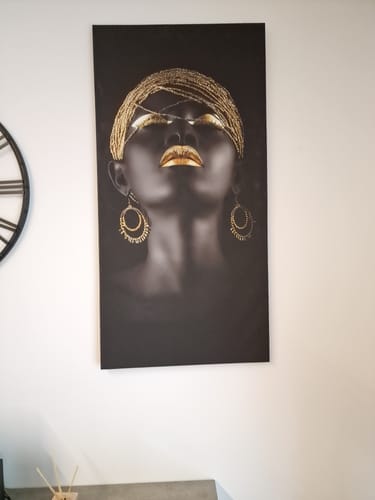 Customer photo review of Mani intrecciate con oggetti d'oro