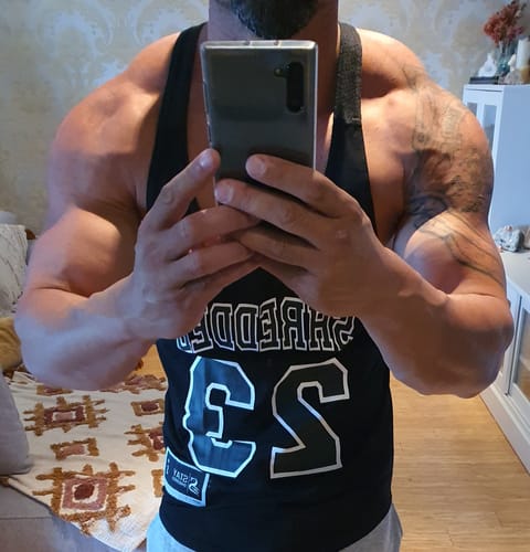 Customer photo review of Baller - Hybrid T-Back gym Singlet - Black/White